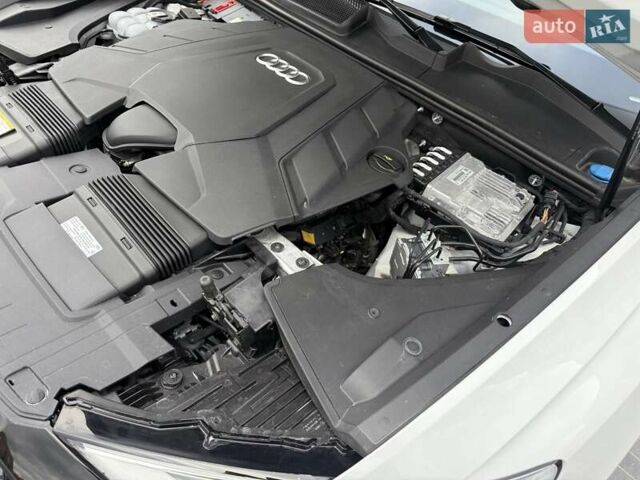 Белый Ауди Q8, объемом двигателя 3 л и пробегом 88 тыс. км за 56999 $, фото 37 на Automoto.ua