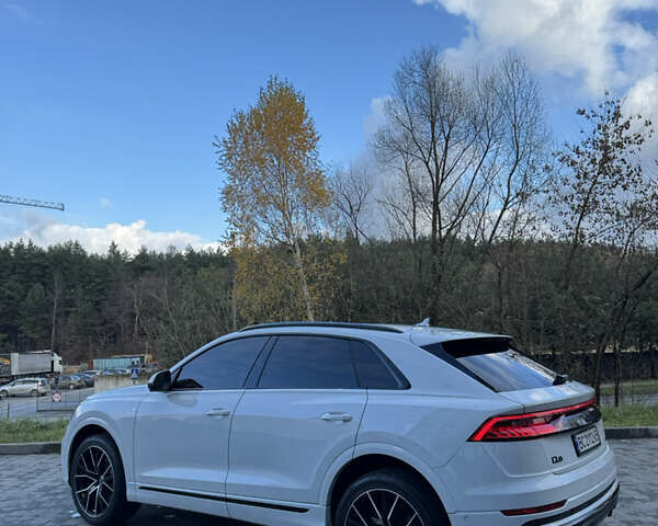 Белый Ауди Q8, объемом двигателя 2.97 л и пробегом 31 тыс. км за 73500 $, фото 7 на Automoto.ua