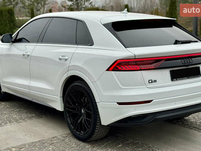 Білий Ауді Q8, об'ємом двигуна 2.97 л та пробігом 94 тис. км за 72500 $, фото 24 на Automoto.ua