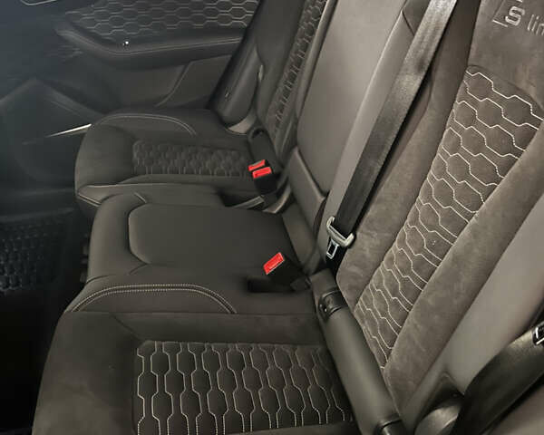 Белый Ауди Q8, объемом двигателя 3 л и пробегом 39 тыс. км за 73500 $, фото 19 на Automoto.ua