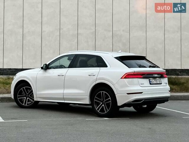 Ауди Q8 2023 в Киеве на Automoto.ua Белый Ауди Q8, объемом двигателя 2.97 л и пробегом 71 тыс. км за 75900 $, фото 13 на Automoto.ua
