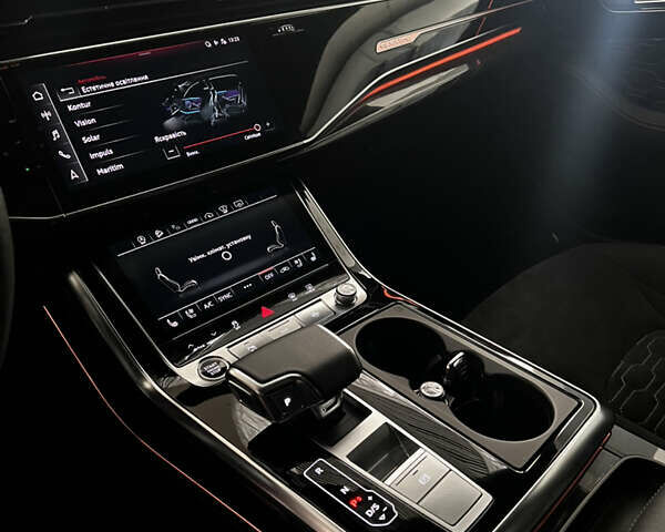 Белый Ауди Q8, объемом двигателя 3 л и пробегом 39 тыс. км за 73500 $, фото 34 на Automoto.ua