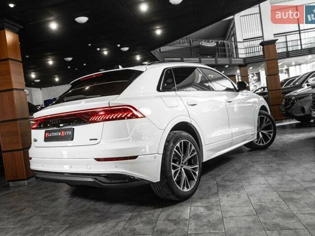 Белый Ауди Q8, объемом двигателя 2.97 л и пробегом 114 тыс. км за 74900 $, фото 12 на Automoto.ua