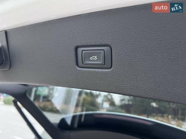 Ауди Q8 2023 в Киеве на Automoto.ua Белый Ауди Q8, объемом двигателя 2.97 л и пробегом 71 тыс. км за 75900 $, фото 60 на Automoto.ua