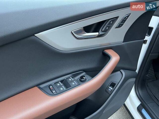 Ауди Q8 2023 в Киеве на Automoto.ua Белый Ауди Q8, объемом двигателя 2.97 л и пробегом 71 тыс. км за 75900 $, фото 38 на Automoto.ua