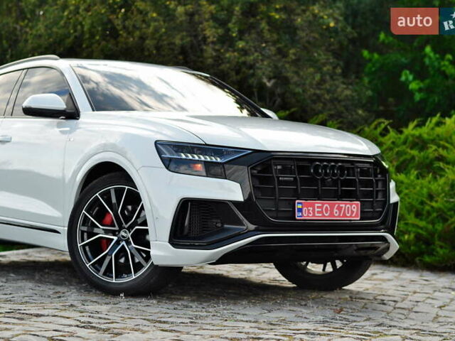 Белый Ауди Q8, объемом двигателя 3 л и пробегом 31 тыс. км за 72500 $, фото 3 на Automoto.ua