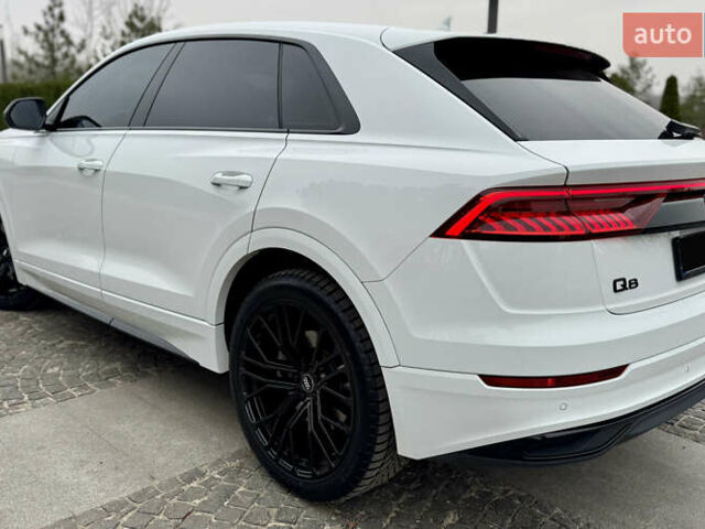 Білий Ауді Q8, об'ємом двигуна 2.97 л та пробігом 94 тис. км за 72500 $, фото 22 на Automoto.ua
