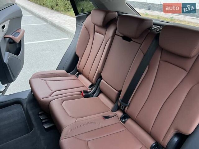 Ауди Q8 2023 в Киеве на Automoto.ua Белый Ауди Q8, объемом двигателя 2.97 л и пробегом 71 тыс. км за 75900 $, фото 46 на Automoto.ua