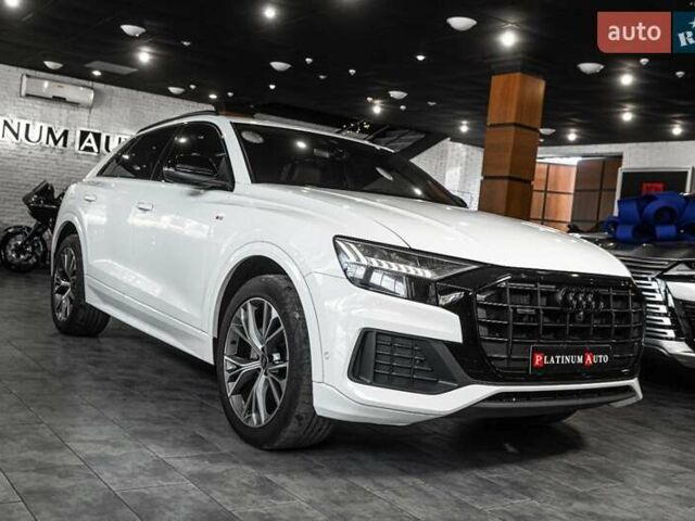 Белый Ауди Q8, объемом двигателя 2.97 л и пробегом 114 тыс. км за 74900 $, фото 5 на Automoto.ua