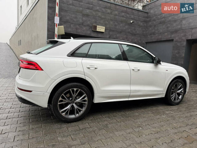 Білий Ауді Q8, об'ємом двигуна 2.97 л та пробігом 15 тис. км за 79900 $, фото 35 на Automoto.ua