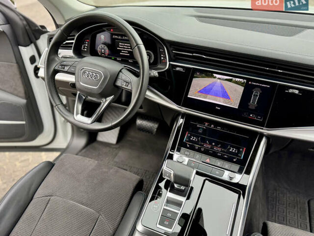 Білий Ауді Q8, об'ємом двигуна 2.97 л та пробігом 94 тис. км за 72500 $, фото 51 на Automoto.ua