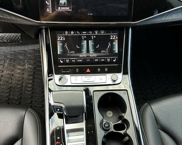 Белый Ауди Q8, объемом двигателя 3 л и пробегом 31 тыс. км за 72500 $, фото 33 на Automoto.ua