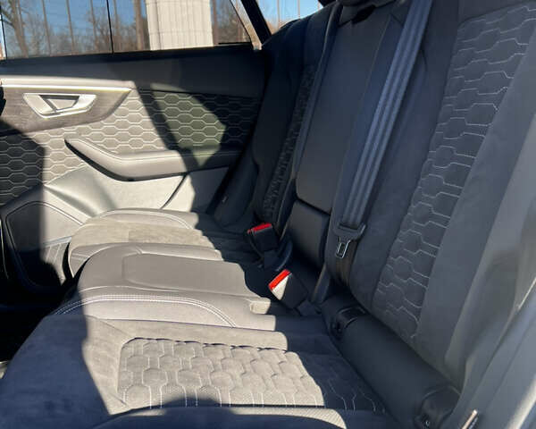 Белый Ауди Q8, объемом двигателя 3 л и пробегом 39 тыс. км за 73500 $, фото 37 на Automoto.ua