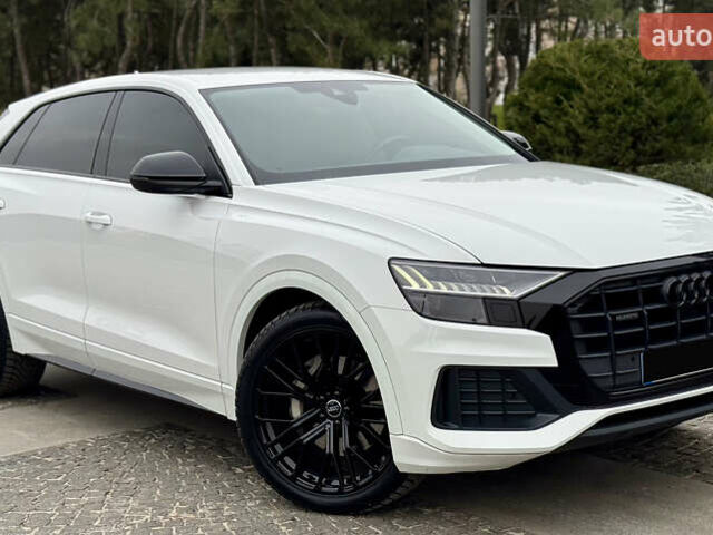 Білий Ауді Q8, об'ємом двигуна 2.97 л та пробігом 94 тис. км за 72500 $, фото 19 на Automoto.ua