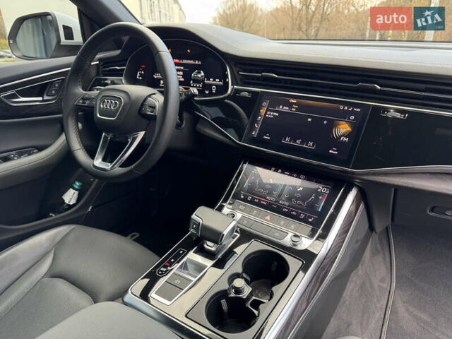 Белый Ауди Q8, объемом двигателя 2.97 л и пробегом 31 тыс. км за 73500 $, фото 45 на Automoto.ua