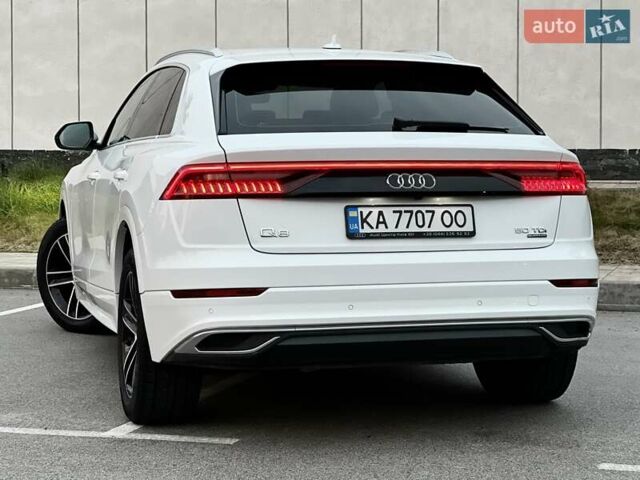 Ауди Q8 2023 в Киеве на Automoto.ua Белый Ауди Q8, объемом двигателя 2.97 л и пробегом 71 тыс. км за 75900 $, фото 18 на Automoto.ua
