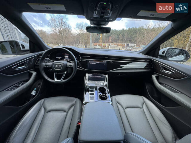 Белый Ауди Q8, объемом двигателя 2.97 л и пробегом 31 тыс. км за 73500 $, фото 48 на Automoto.ua