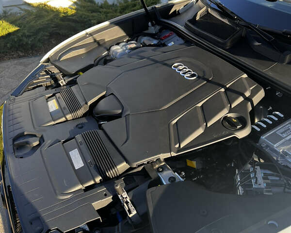 Белый Ауди Q8, объемом двигателя 3 л и пробегом 39 тыс. км за 73500 $, фото 40 на Automoto.ua