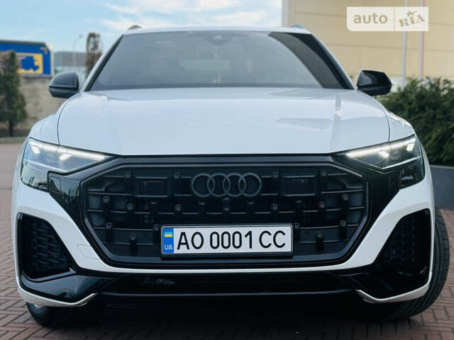 Білий Ауді Q8, об'ємом двигуна 3 л та пробігом 2 тис. км за 107000 $, фото 27 на Automoto.ua