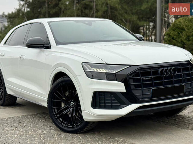 Білий Ауді Q8, об'ємом двигуна 2.97 л та пробігом 94 тис. км за 72500 $, фото 15 на Automoto.ua