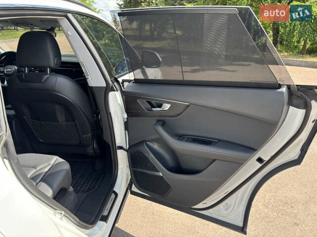 Белый Ауди Q8, объемом двигателя 3 л и пробегом 30 тыс. км за 73500 $, фото 14 на Automoto.ua