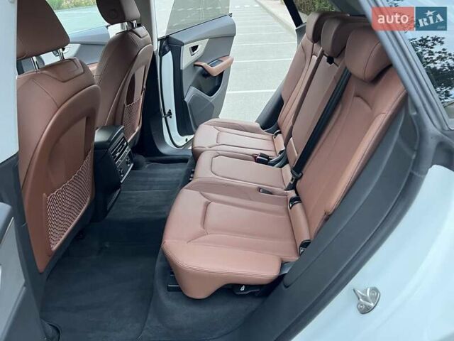 Ауди Q8 2023 в Киеве на Automoto.ua Белый Ауди Q8, объемом двигателя 2.97 л и пробегом 71 тыс. км за 75900 $, фото 44 на Automoto.ua