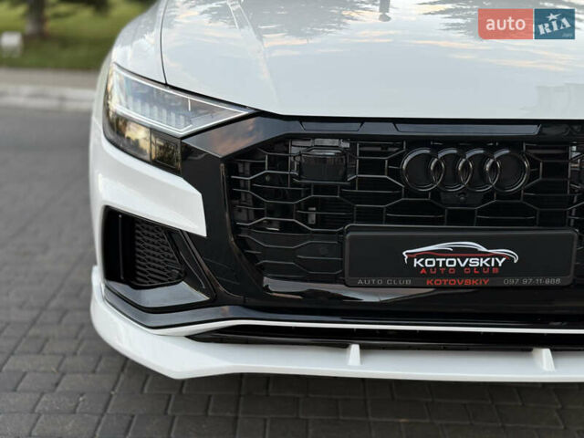 Белый Ауди Q8, объемом двигателя 3 л и пробегом 36 тыс. км за 68000 $, фото 4 на Automoto.ua
