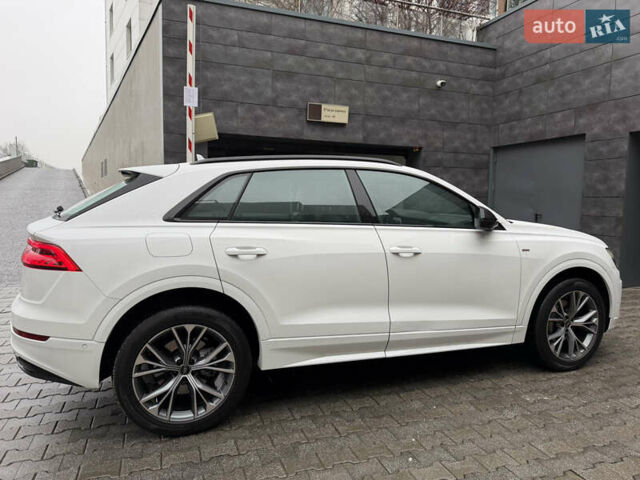 Білий Ауді Q8, об'ємом двигуна 2.97 л та пробігом 15 тис. км за 79900 $, фото 32 на Automoto.ua