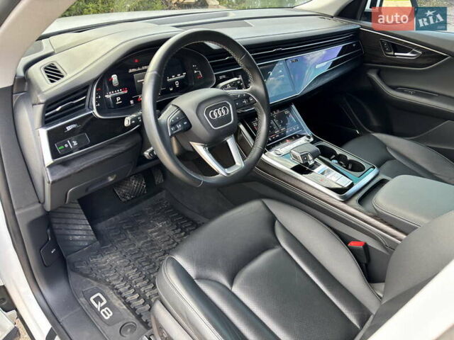 Белый Ауди Q8, объемом двигателя 3 л и пробегом 31 тыс. км за 72500 $, фото 19 на Automoto.ua