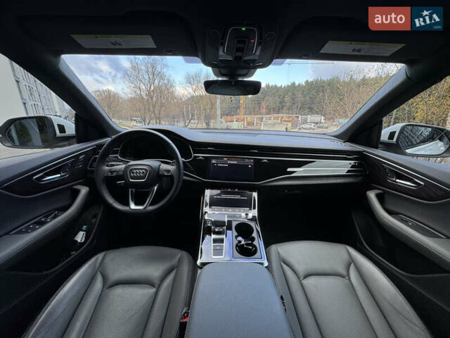 Белый Ауди Q8, объемом двигателя 2.97 л и пробегом 31 тыс. км за 73500 $, фото 50 на Automoto.ua