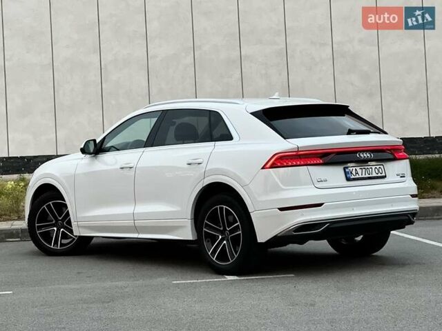 Ауди Q8 2023 в Киеве на Automoto.ua Белый Ауди Q8, объемом двигателя 2.97 л и пробегом 71 тыс. км за 75900 $, фото 14 на Automoto.ua