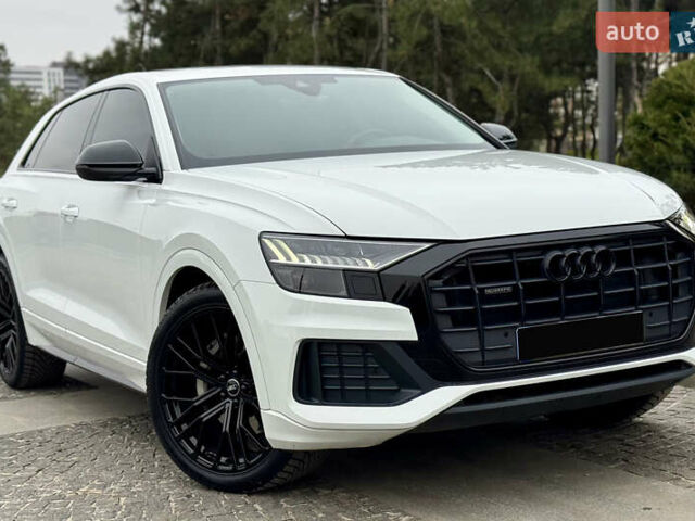 Білий Ауді Q8, об'ємом двигуна 2.97 л та пробігом 94 тис. км за 72500 $, фото 16 на Automoto.ua