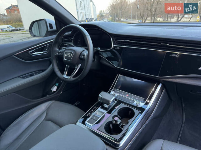 Белый Ауди Q8, объемом двигателя 2.97 л и пробегом 31 тыс. км за 73500 $, фото 66 на Automoto.ua