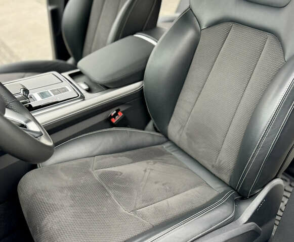 Білий Ауді Q8, об'ємом двигуна 2.97 л та пробігом 94 тис. км за 72500 $, фото 45 на Automoto.ua