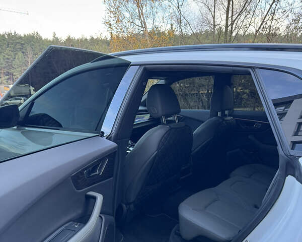 Белый Ауди Q8, объемом двигателя 2.97 л и пробегом 31 тыс. км за 73500 $, фото 58 на Automoto.ua