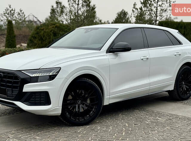 Білий Ауді Q8, об'ємом двигуна 2.97 л та пробігом 94 тис. км за 72500 $, фото 4 на Automoto.ua