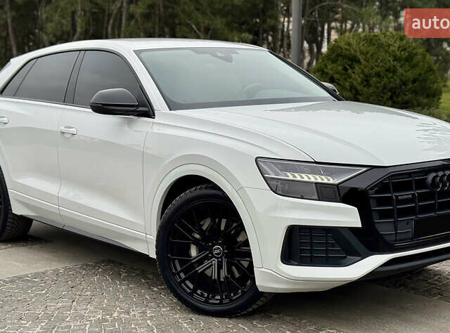 Білий Ауді Q8, об'ємом двигуна 2.97 л та пробігом 94 тис. км за 72500 $, фото 13 на Automoto.ua