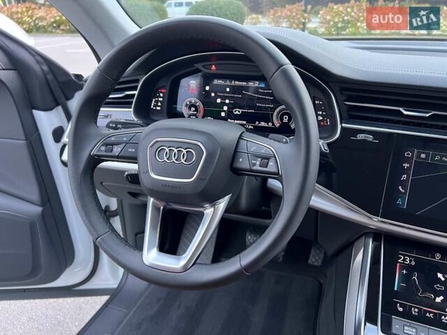 Ауди Q8 2023 в Киеве на Automoto.ua Белый Ауди Q8, объемом двигателя 2.97 л и пробегом 71 тыс. км за 75900 $, фото 57 на Automoto.ua