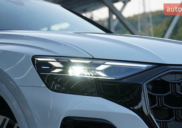 Белый Ауди Q8, объемом двигателя 3 л и пробегом 1 тыс. км за 119000 $, фото 12 на Automoto.ua
