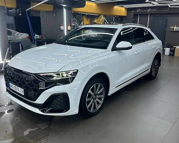 Белый Ауди Q8, объемом двигателя 3 л и пробегом 13 тыс. км за 91000 $, фото 1 на Automoto.ua