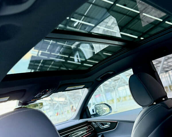 Белый Ауди Q8, объемом двигателя 3 л и пробегом 1 тыс. км за 101900 $, фото 29 на Automoto.ua