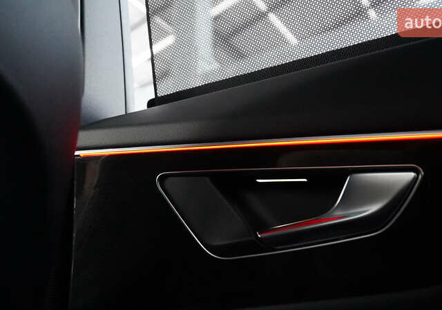 Белый Ауди Q8, объемом двигателя 3 л и пробегом 1 тыс. км за 101900 $, фото 47 на Automoto.ua