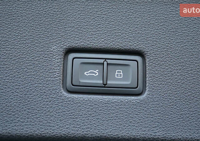 Белый Ауди Q8, объемом двигателя 3 л и пробегом 1 тыс. км за 101900 $, фото 68 на Automoto.ua