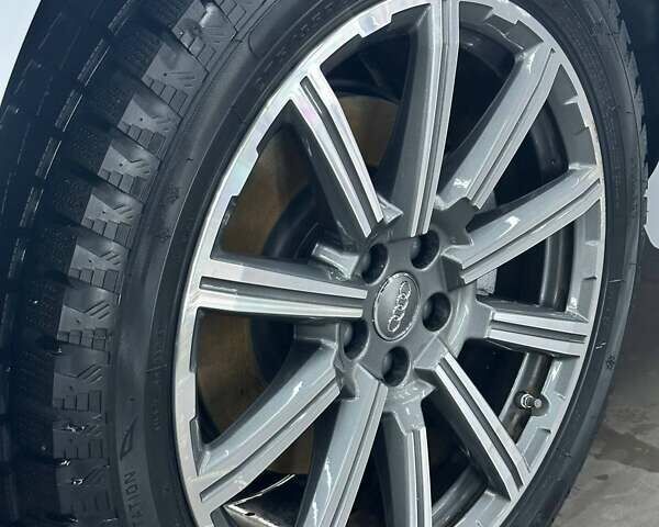 Белый Ауди Q8, объемом двигателя 3 л и пробегом 13 тыс. км за 91000 $, фото 12 на Automoto.ua