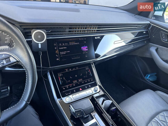 Белый Ауди Q8, объемом двигателя 2.97 л и пробегом 110 тыс. км за 65000 $, фото 4 на Automoto.ua