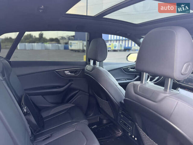 Черный Ауди Q8, объемом двигателя 3 л и пробегом 137 тыс. км за 45900 $, фото 38 на Automoto.ua