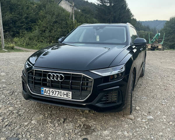 Чорний Ауді Q8, об'ємом двигуна 3 л та пробігом 61 тис. км за 64800 $, фото 16 на Automoto.ua