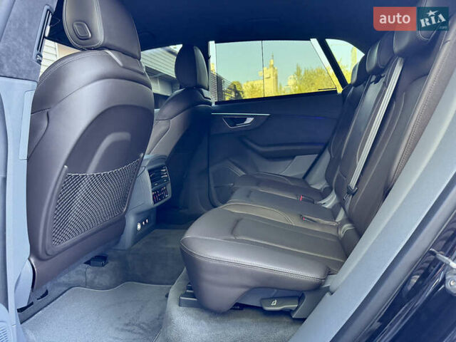 Черный Ауди Q8, объемом двигателя 2.97 л и пробегом 178 тыс. км за 55900 $, фото 36 на Automoto.ua
