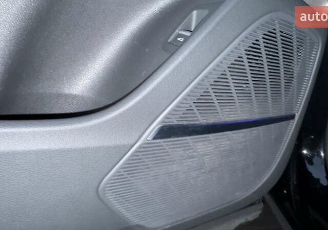 Чорний Ауді Q8, об'ємом двигуна 2.97 л та пробігом 142 тис. км за 59500 $, фото 40 на Automoto.ua