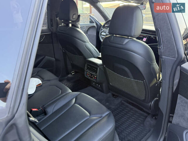 Ауди Q8 2018 в Луцке на Automoto.ua Черный Ауди Q8, объемом двигателя 3 л и пробегом 117 тыс. км за 58000 $, фото 16 на Automoto.ua